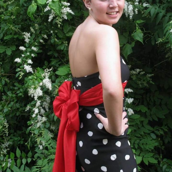 Prom Dress - Picture 2 of 2